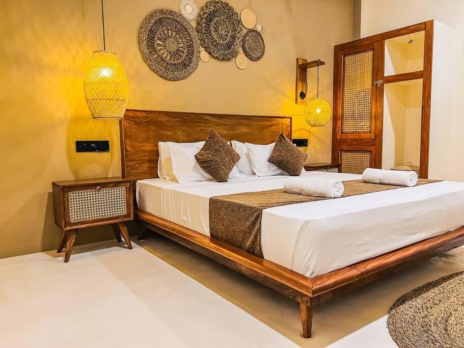 The Neylipz - Fully Air Conditioned 3 Bedroom Apartment Weligama Exterior foto